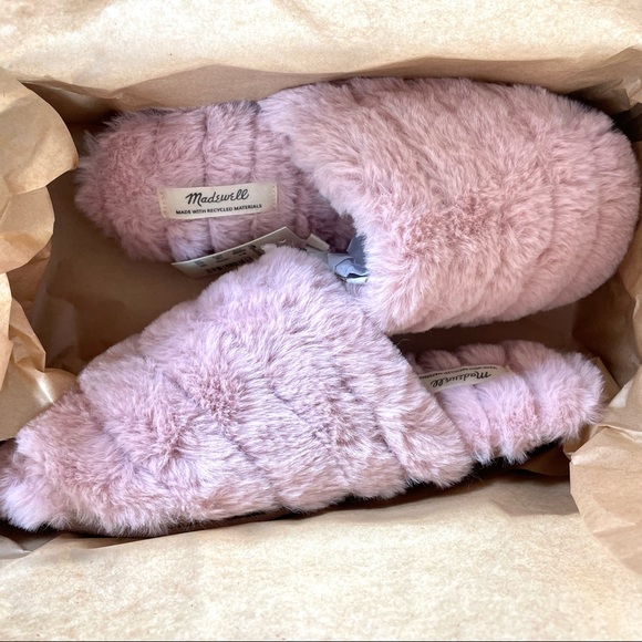 NWB Quilted Scuff Slippers in Recycled Faux Fur - Picture 2 of 4